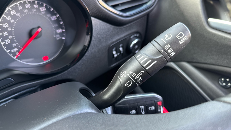 Vauxhall Crossland 1.2 SE 5dr Petrol Hatchback